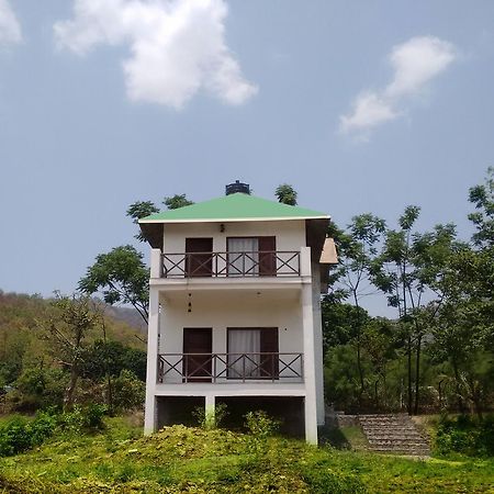 The Corbett Green Marchula Bagian luar foto